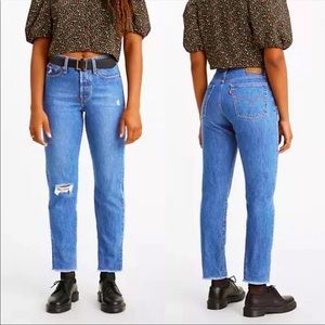 Levi’s Wedgie Icon Jeans in Athens Hera Wash
